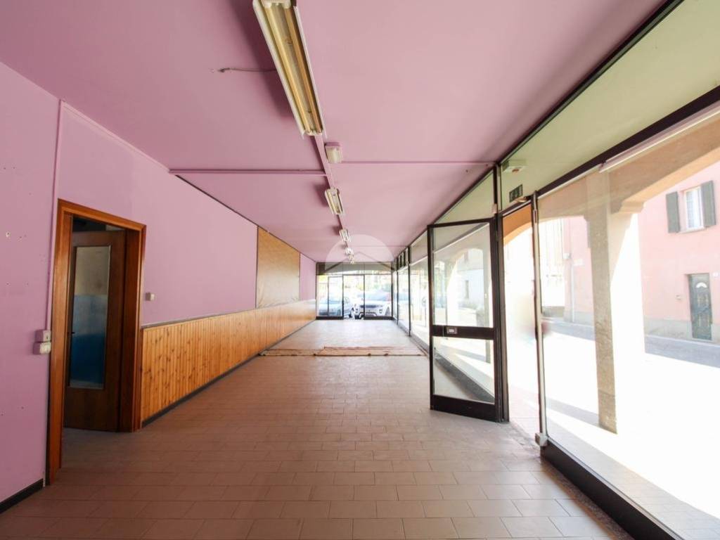 ufficio in vendita a Brignano Gera d'Adda