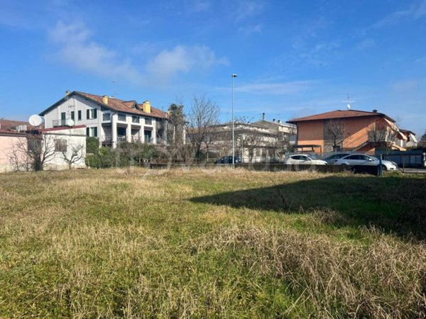 casa indipendente in vendita a Brignano Gera d'Adda