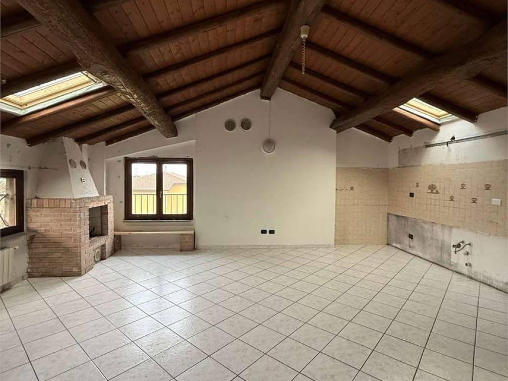 appartamento in vendita a Brignano Gera d'Adda