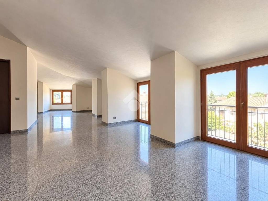 appartamento in vendita a Brignano Gera d'Adda