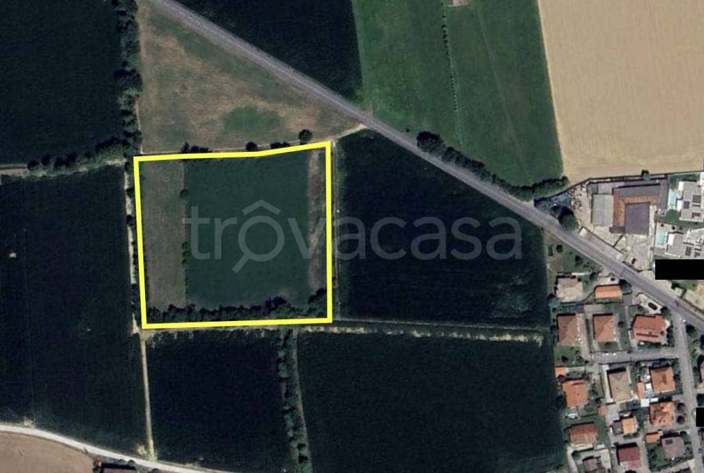 terreno in vendita a Brignano Gera d'Adda