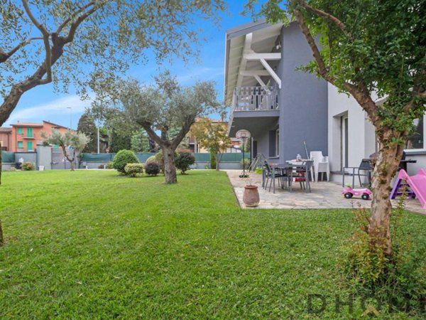casa indipendente in vendita a Brignano Gera d'Adda