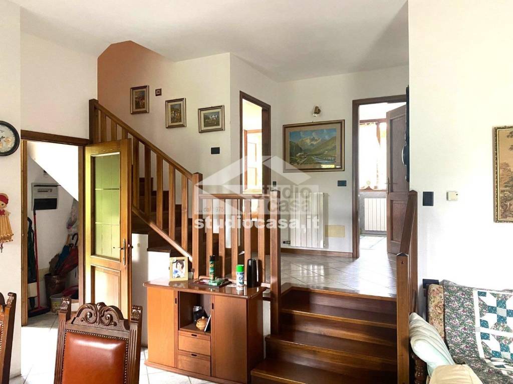 casa indipendente in vendita a Brumano