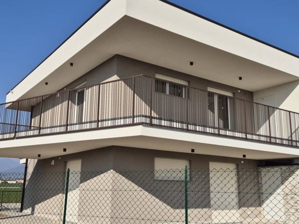 appartamento in vendita a Brusaporto