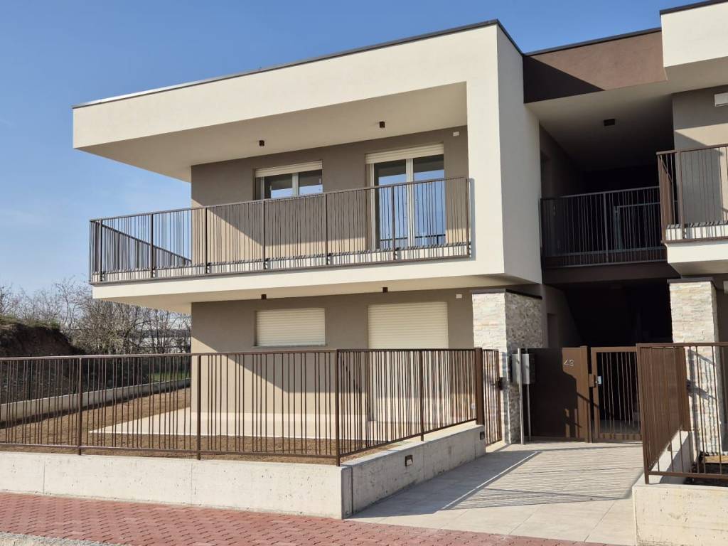 appartamento in vendita a Brusaporto