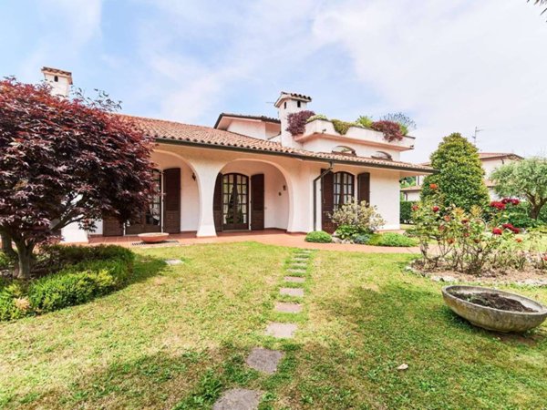 casa indipendente in vendita a Brusaporto