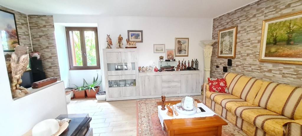 appartamento in vendita a Brusaporto