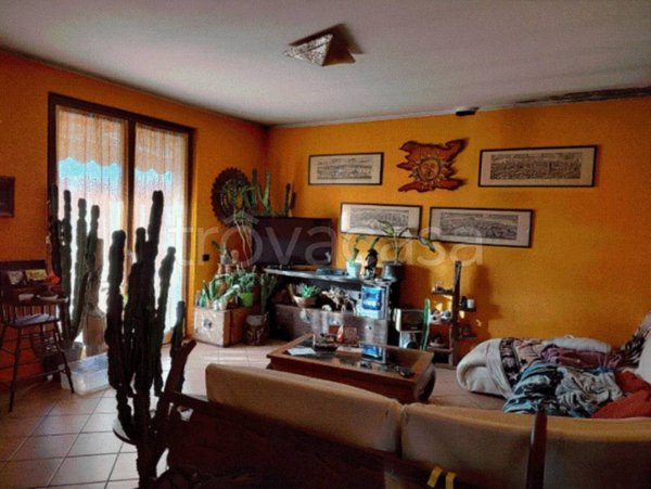 appartamento in vendita a Brusaporto