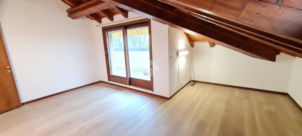 appartamento in vendita a Brusaporto