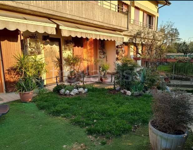 casa indipendente in vendita a Brusaporto