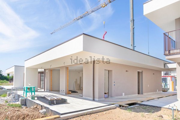 casa indipendente in vendita a Brusaporto