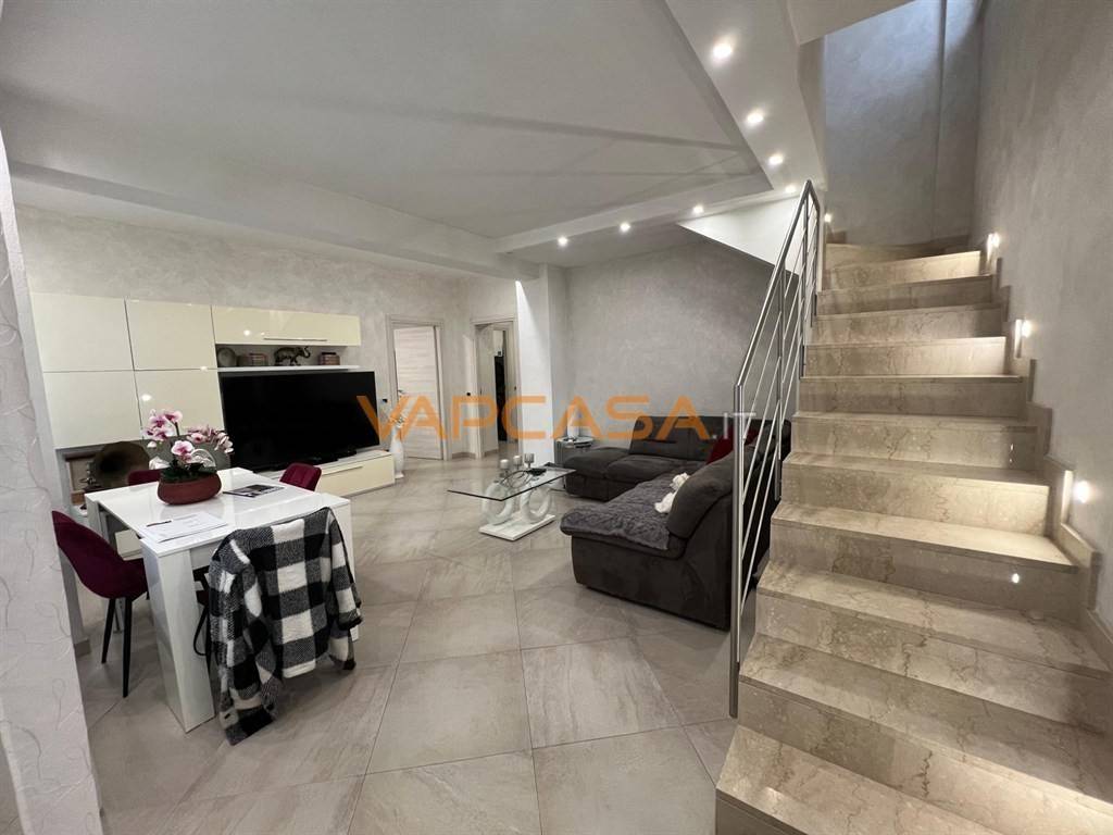 casa indipendente in vendita a Brusaporto