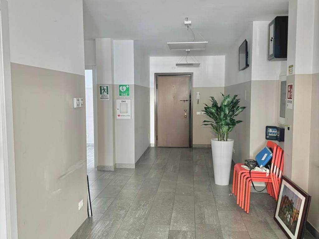 ufficio in vendita a Brusaporto