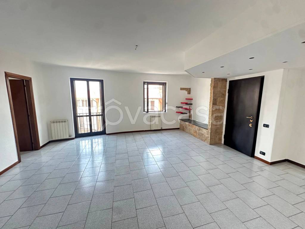 appartamento in vendita a Brusaporto