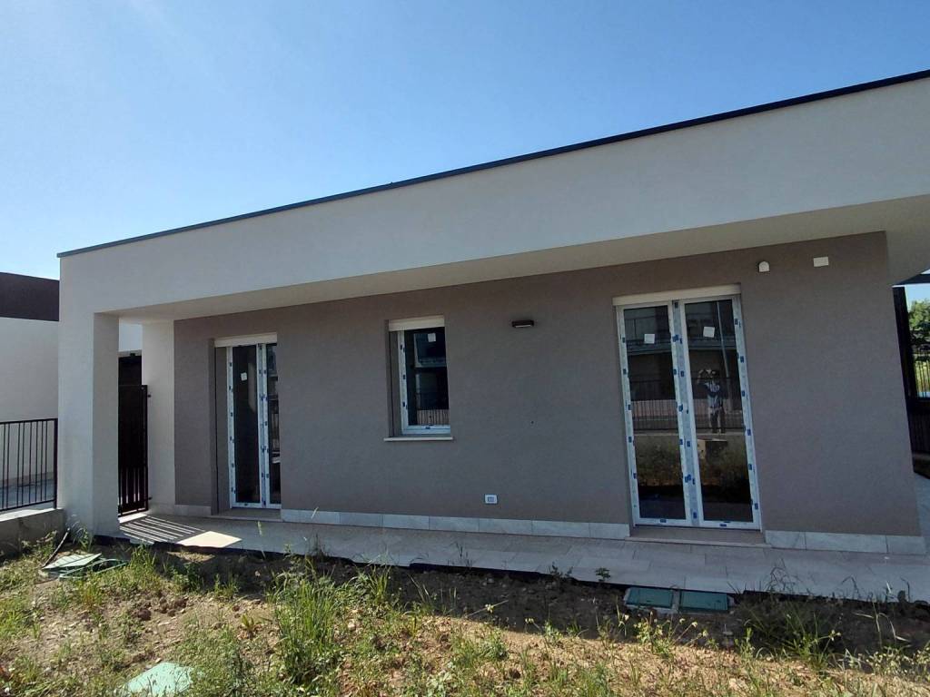 casa indipendente in vendita a Brusaporto