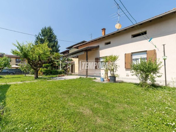 casa indipendente in vendita a Brusaporto