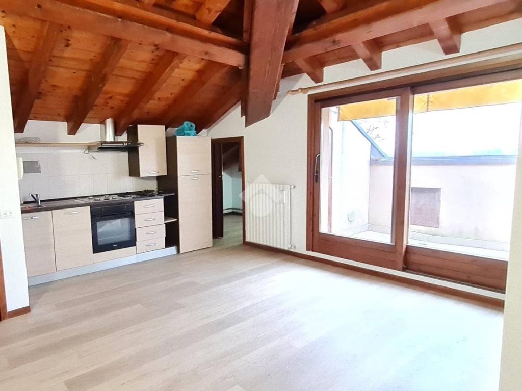 appartamento in vendita a Brusaporto