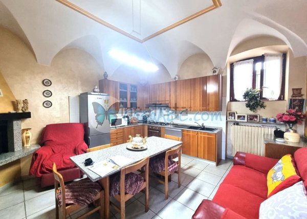 appartamento in vendita a Calcinate