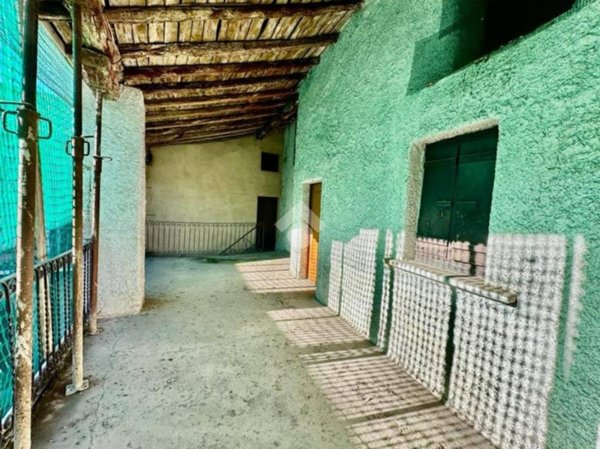casa indipendente in vendita a Calcinate