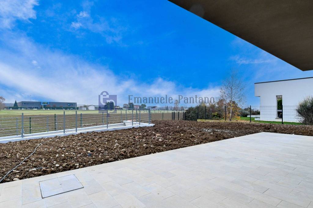appartamento in vendita a Calcinate