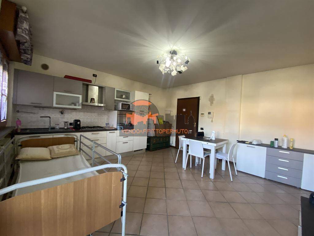 appartamento in vendita a Calcinate