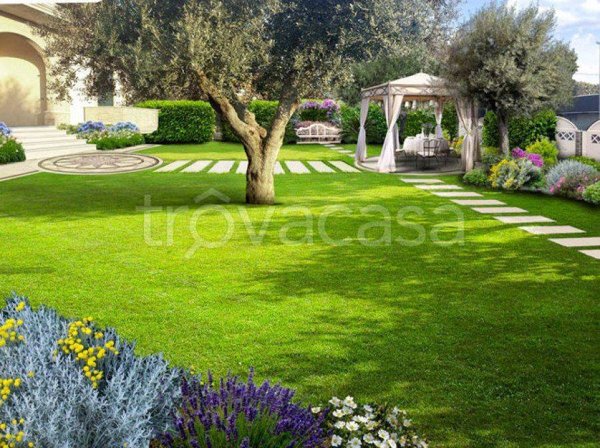 casa indipendente in vendita a Calcinate