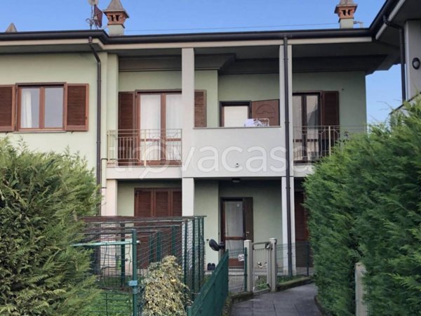 appartamento in vendita a Calcinate