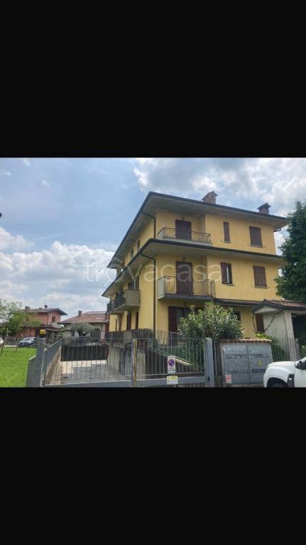 appartamento in vendita a Calcinate