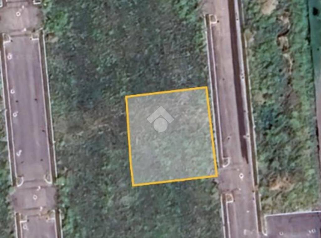 terreno edificabile in vendita a Calcinate