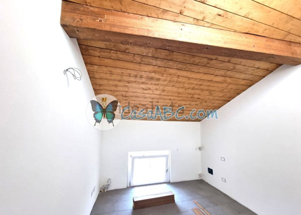 appartamento in vendita a Calcinate