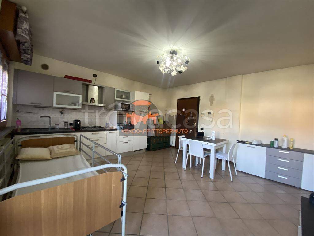 appartamento in vendita a Calcinate