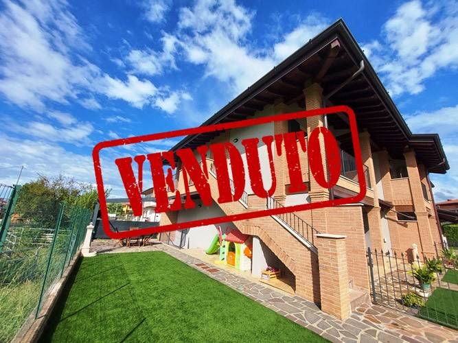 appartamento in vendita a Calcinate