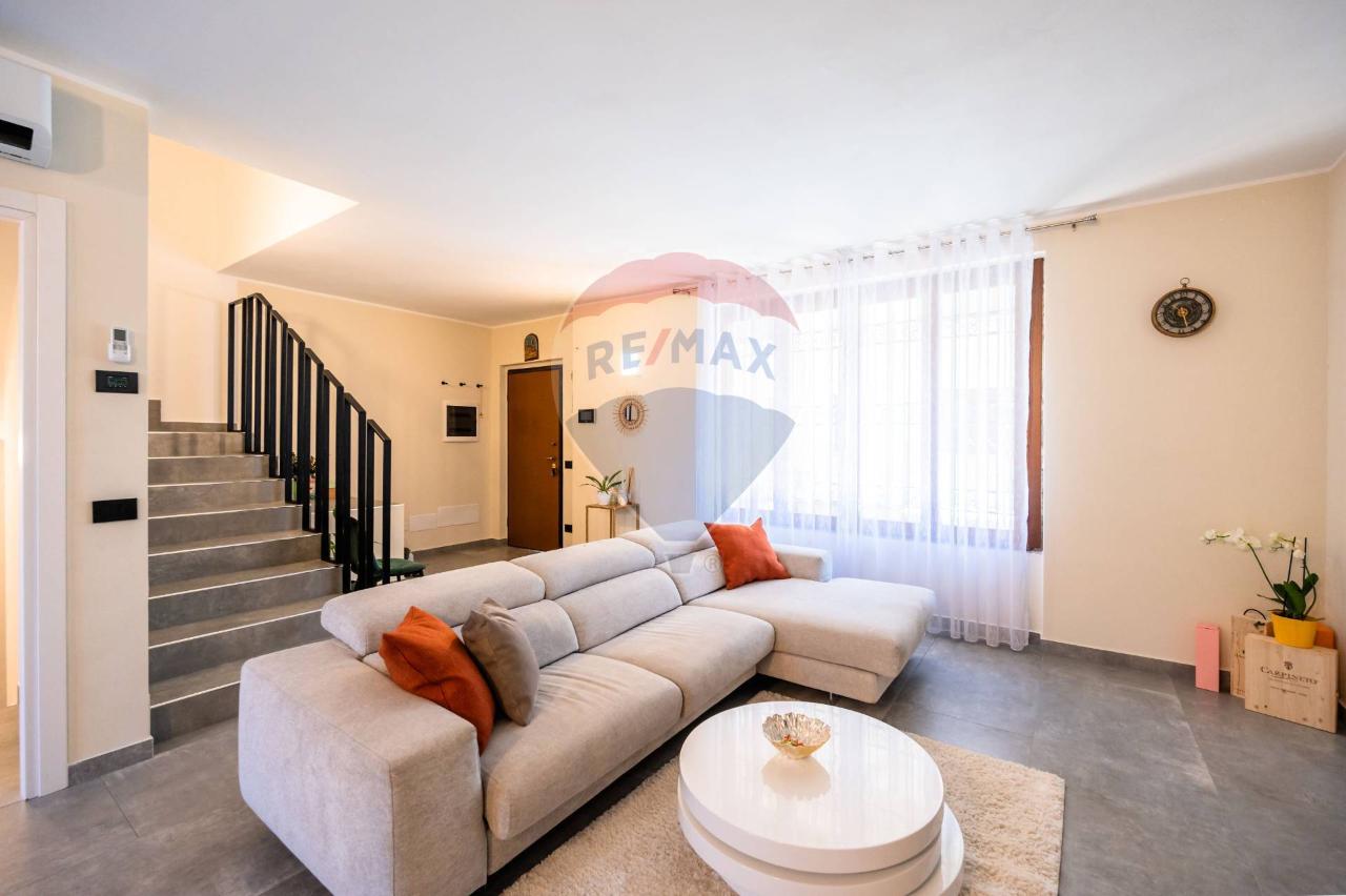 casa indipendente in vendita a Calcinate