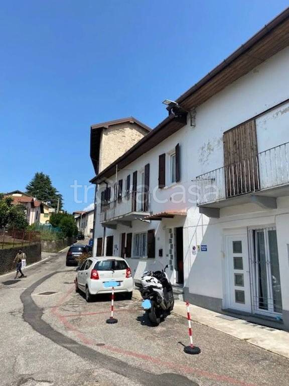 appartamento in vendita a Calcinate