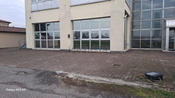 ufficio in vendita a Calcinate