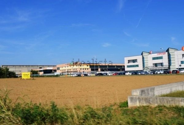 ufficio in vendita a Calcinate