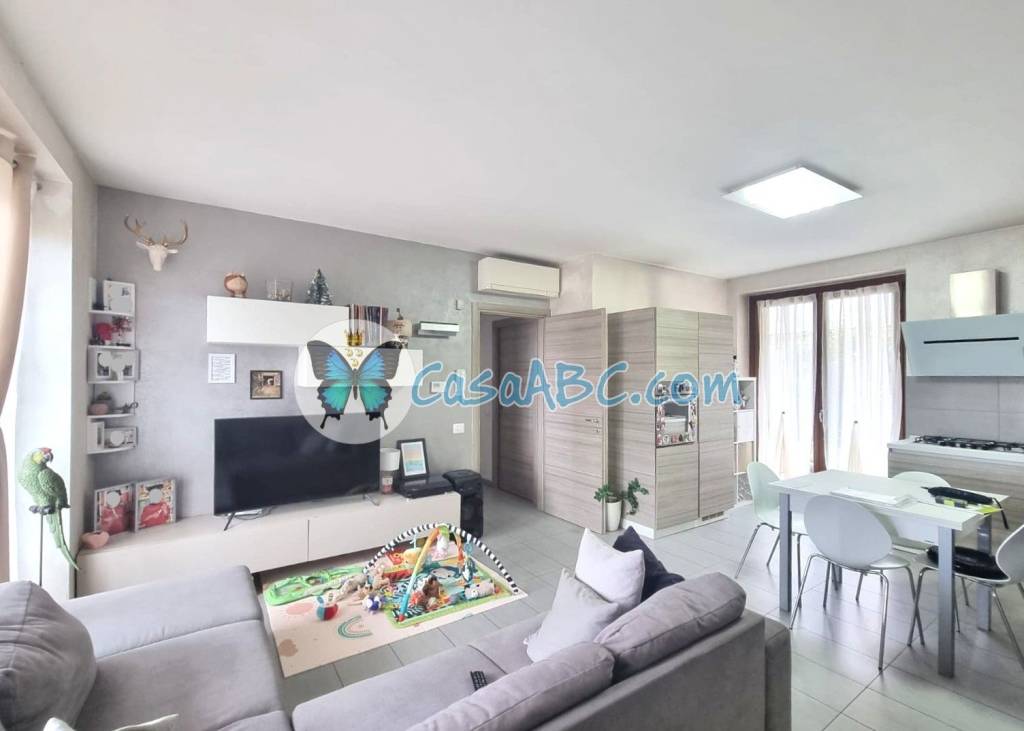 appartamento in vendita a Calcinate