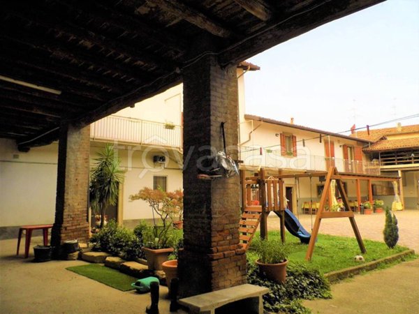 casa indipendente in vendita a Calcinate