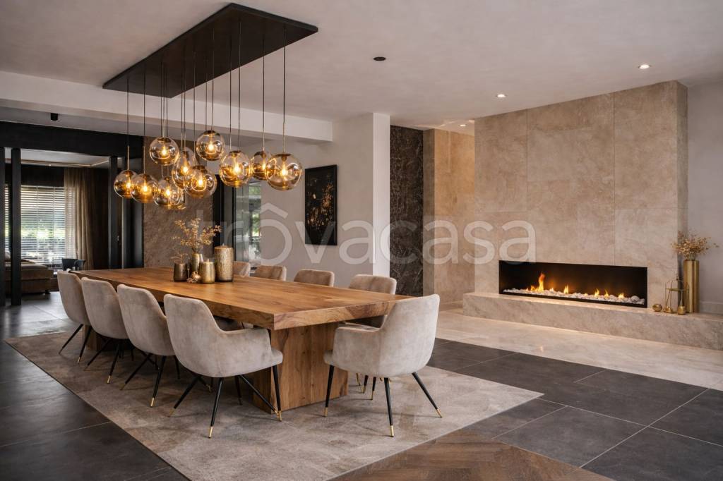 casa indipendente in vendita a Calcinate