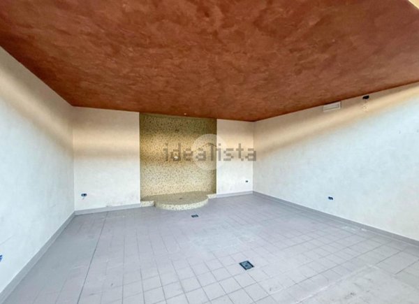 capannone in vendita a Calcinate