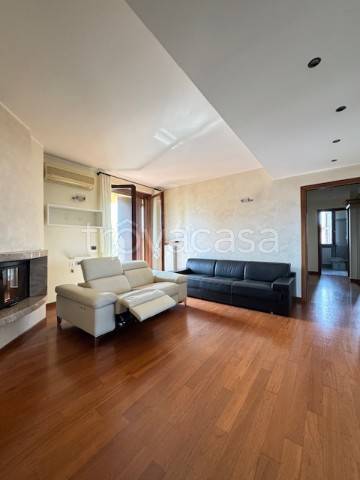 appartamento in vendita a Calcinate