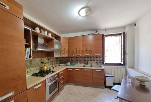 casa indipendente in vendita a Calcinate