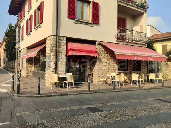 negozio in vendita a Calcinate