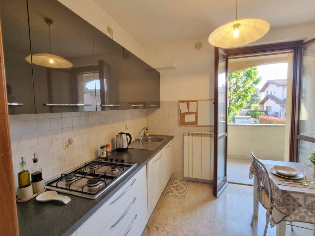 appartamento in vendita a Calcinate