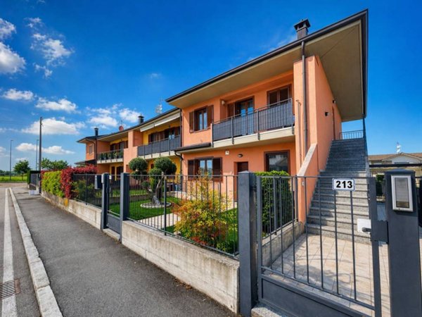 appartamento in vendita a Calcinate