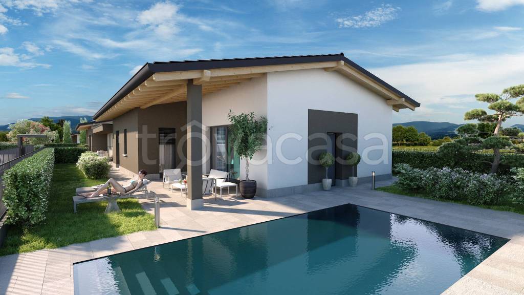 casa indipendente in vendita a Calcinate
