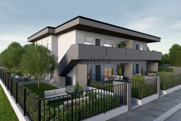 appartamento in vendita a Calcinate