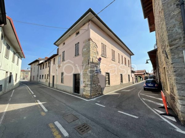 appartamento in vendita a Calcinate