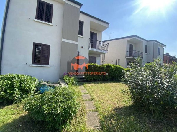 casa indipendente in vendita a Calcio