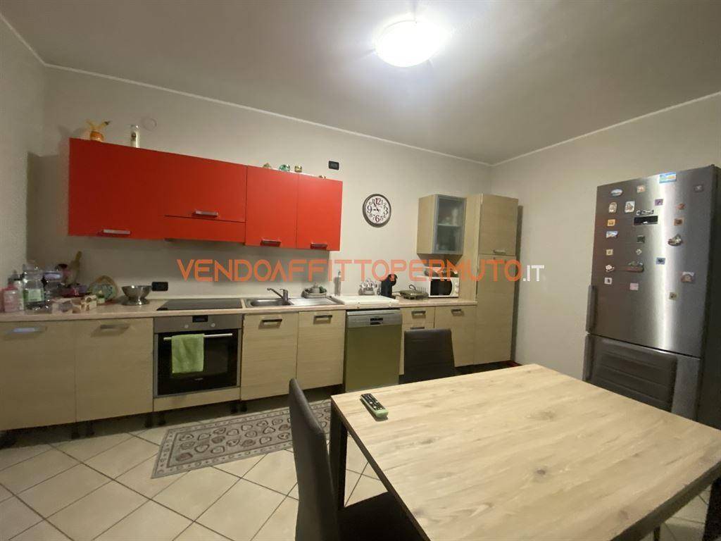 casa indipendente in vendita a Calcio